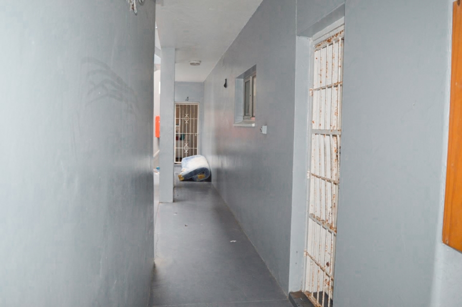 2 Bedroom Property for Sale in Quigney Eastern Cape